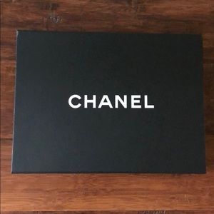 Chanel box